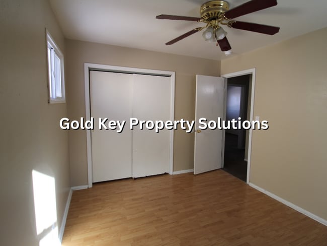 Building Photo - Spacious 3 BR 1 BA Ranch with Main-Level Laundry (SECTION 8 APPROVED)