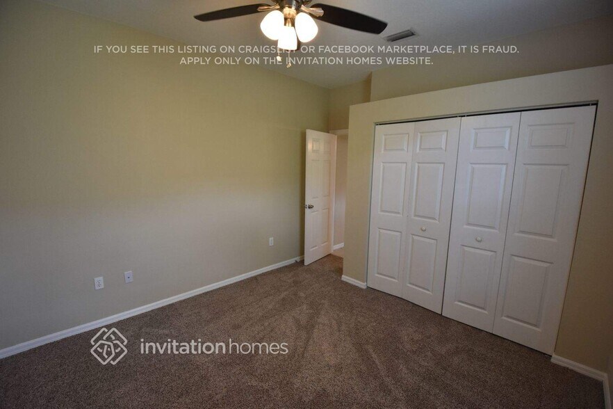 Building Photo - 12110 Whistling Way