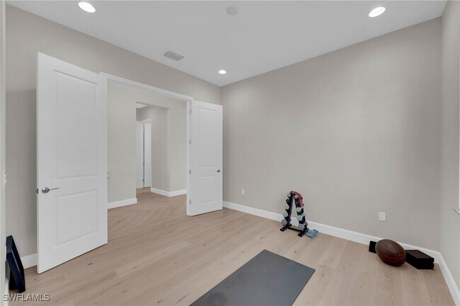 Building Photo - 20534 Fair Oak Ln