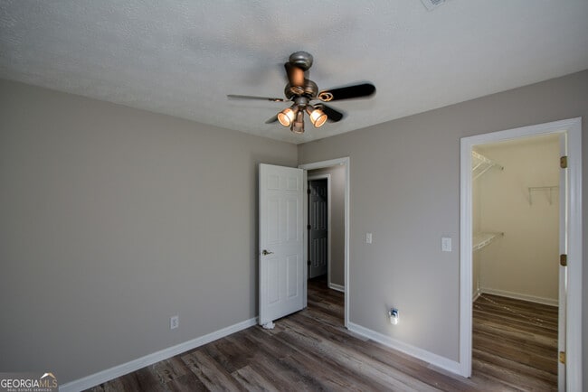 Building Photo - 4209 Reeshemah St