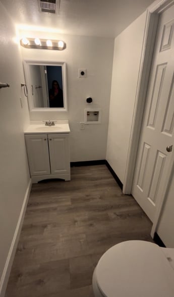 Building Photo - 5573 E 70th Ave