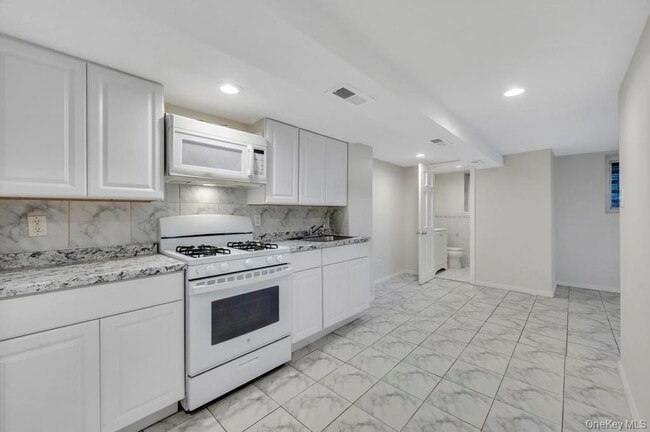 Building Photo - 94-02 23rd Ave