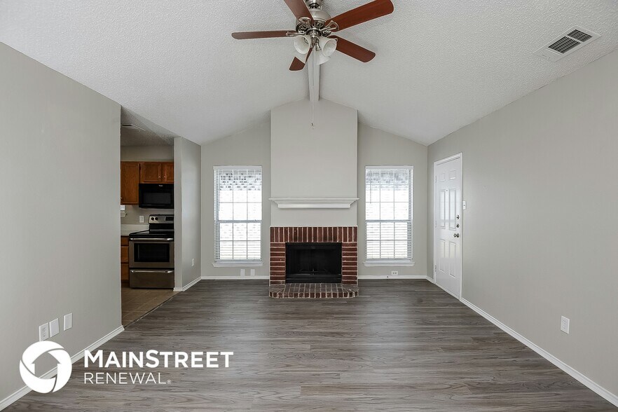 Building Photo - 1113 Glen Creek Dr