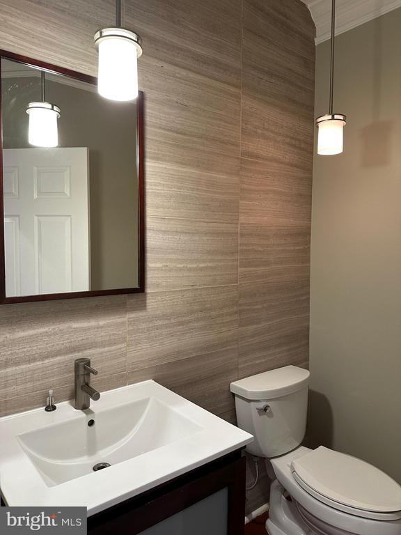 Building Photo - 3215 Spring Rain Ct