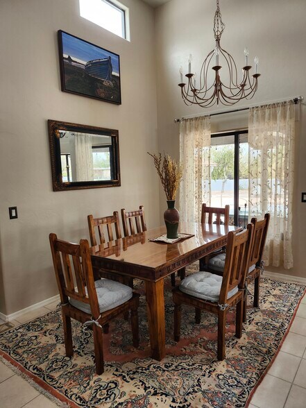 Diningroom - 1061 W Calle San Jose