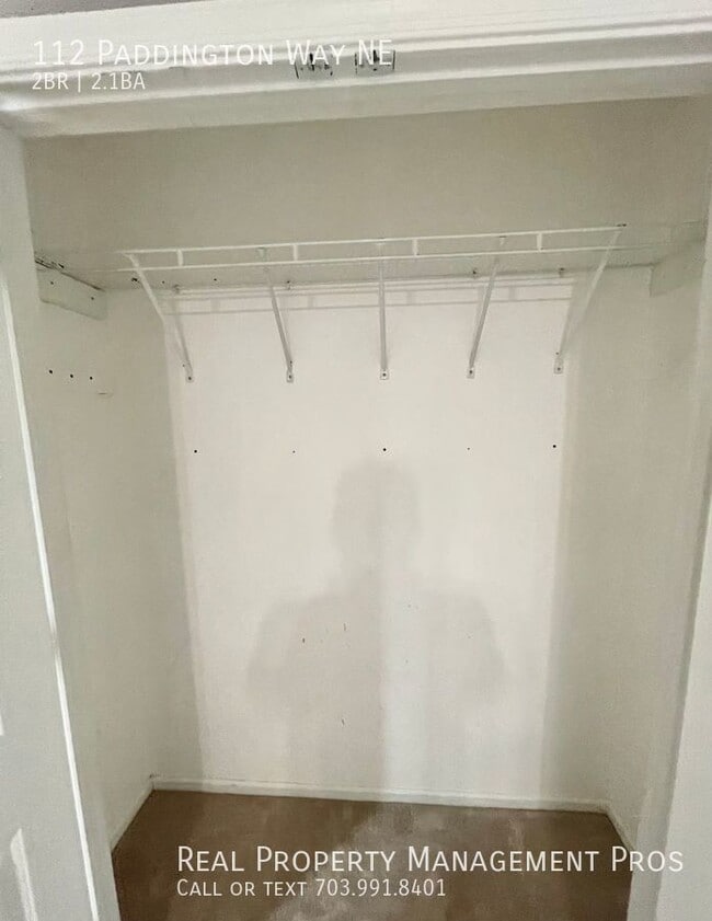 Building Photo - 112 Paddington Way NE