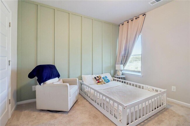 Building Photo - 3890 Clarington Dr