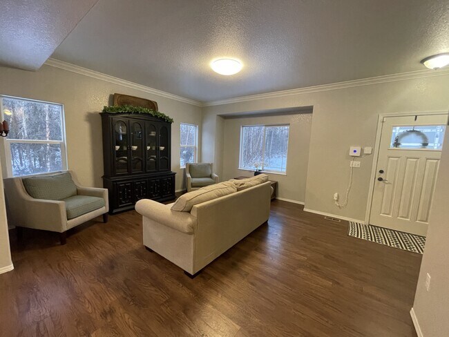 Building Photo - 2606 S Red Birch Dr