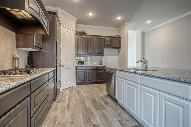 Building Photo - 332 Cowling Dr