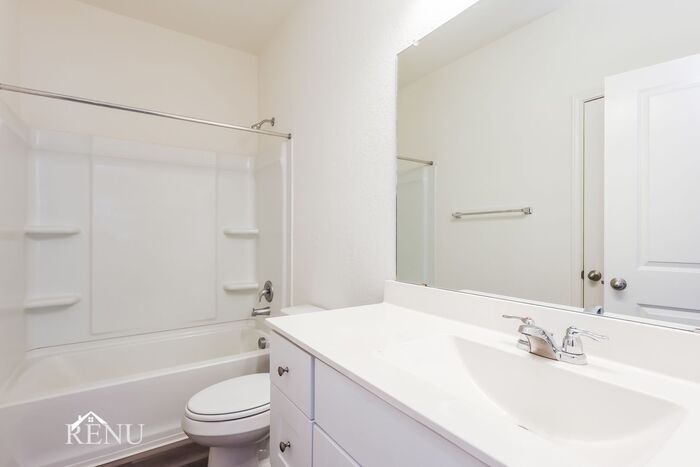 Building Photo - 5139 Firefly Hls