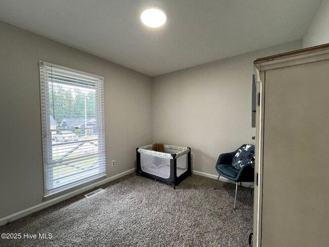 Building Photo - 5721 Randleman St