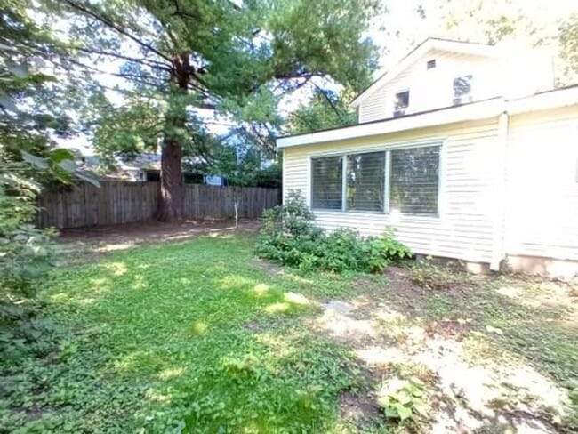 Building Photo - Lovely 4 Bedroom Liverpool Home