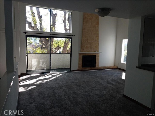 Building Photo - 5255 Bellingham Ave