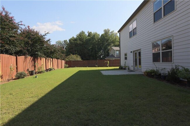 Building Photo - 3125 Pleasant Valley Trail