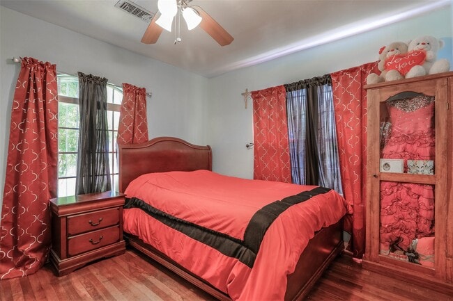 Building Photo - 9226 E Avenue Q