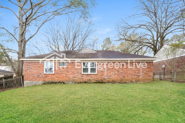 Building Photo - 3316 Sweet Springs Dr