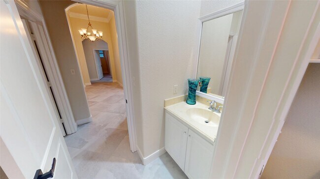 Building Photo - 119 April Waters Dr W