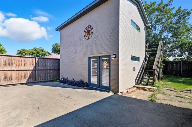 Building Photo - 1617 Oak Creek Dr