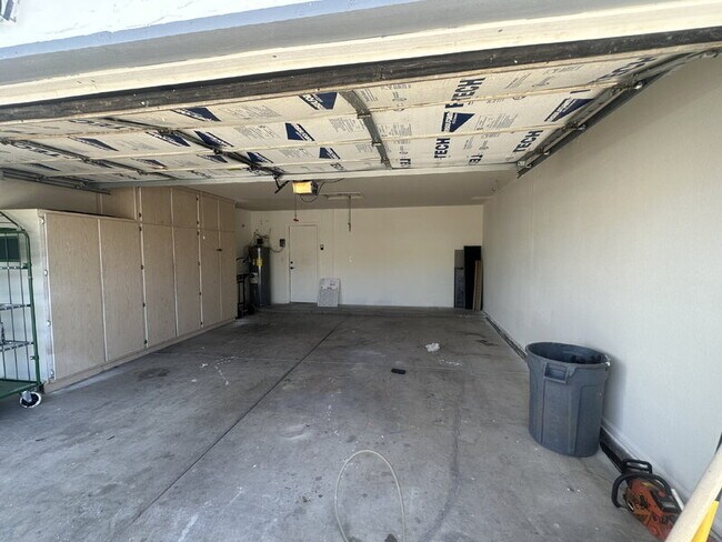 Building Photo - 4907 W McRae Way