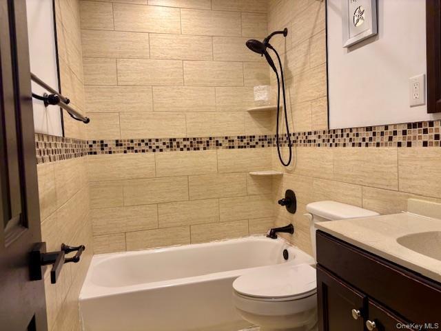 Building Photo - 156-40 76th St