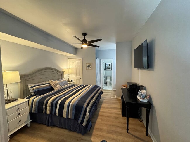 Building Photo - 125 Royal Poste Rd