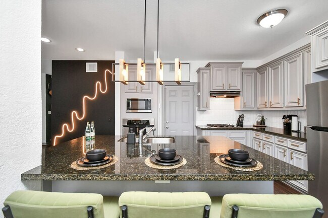 Building Photo - 2905 Baer St