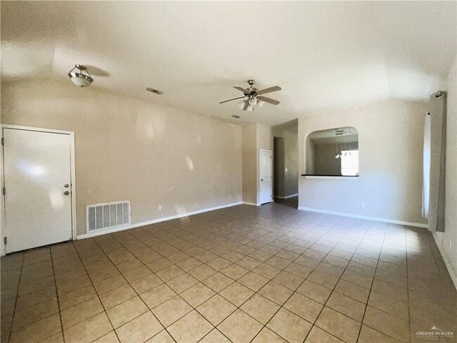 Building Photo - 608 Steamboat Dr