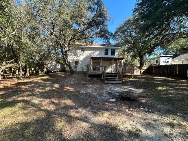 Building Photo - 70 Cypress Ln