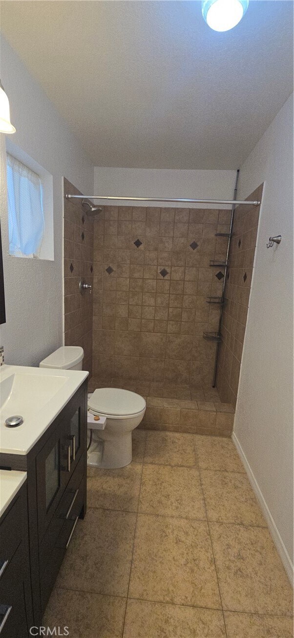 Building Photo - 53470 Avenida Alvarado
