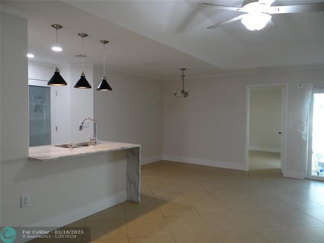Building Photo - 4036 Eastridge Cir