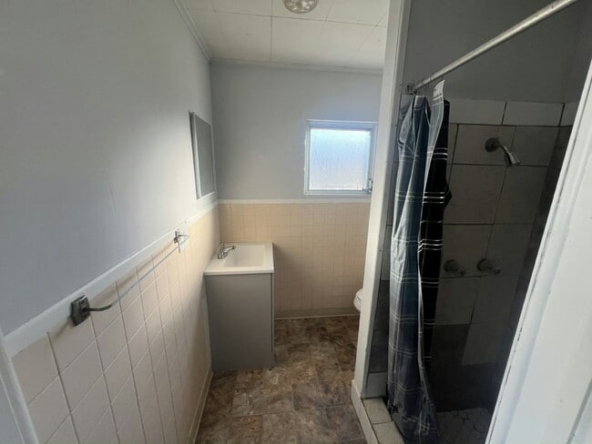 Building Photo - 138 Southland Ct