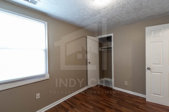 Building Photo - 2531 N Tacoma Ave