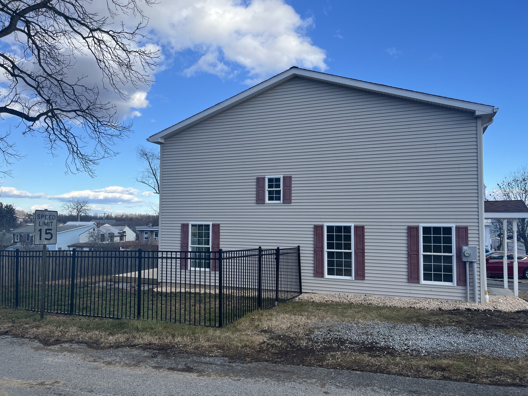 Building Photo - 112 W S St