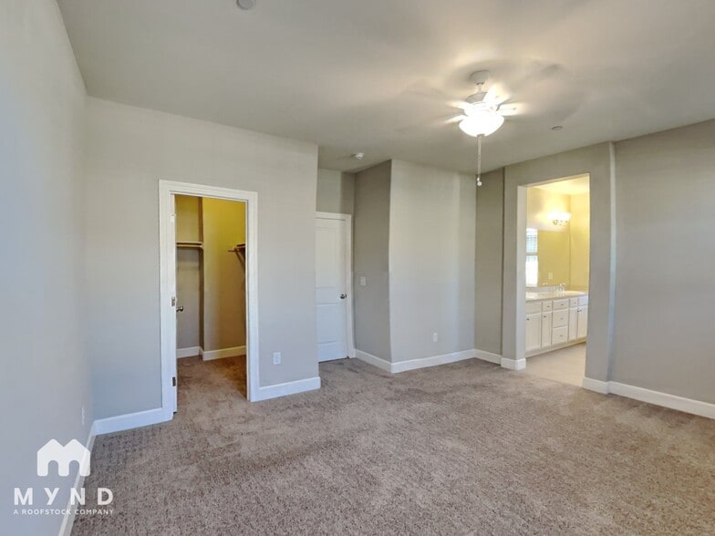 Building Photo - 1835 Sea Horse Rd