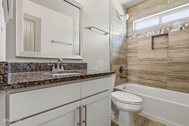 Building Photo - 14937 Tierra Isaiah Ave