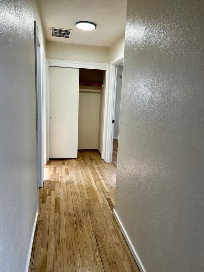 Building Photo - 3-Bedroom Home on Corner Lot with a View!