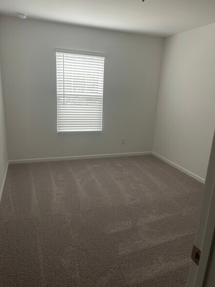 Building Photo - 3509 Nimbell Rd