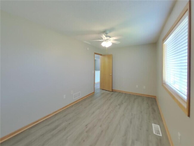 Building Photo - 5101 Kahl Ave
