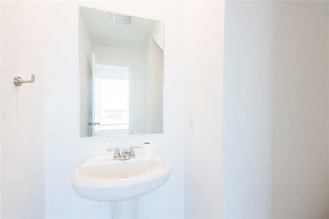 Building Photo - 6804 Bramblewood Dr
