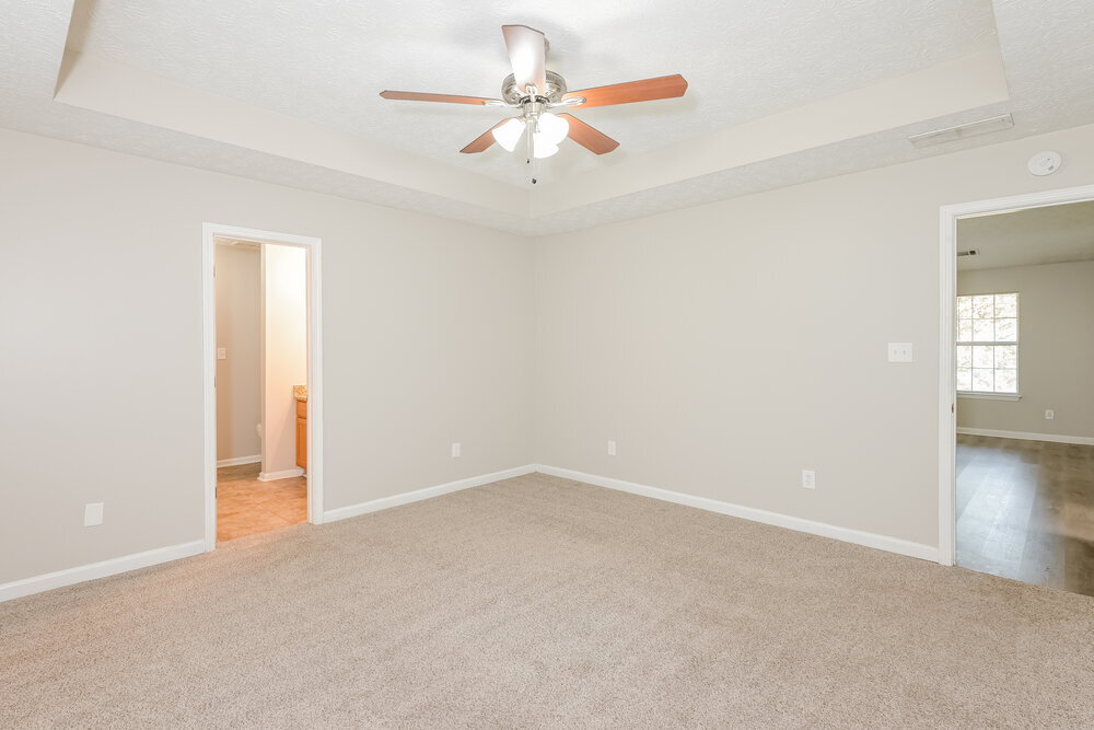 Building Photo - 45 Pebble Ridge Dr