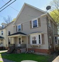 Building Photo - 37 Forester St