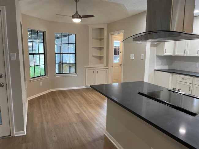 Building Photo - 1015 Cascade Creek Dr