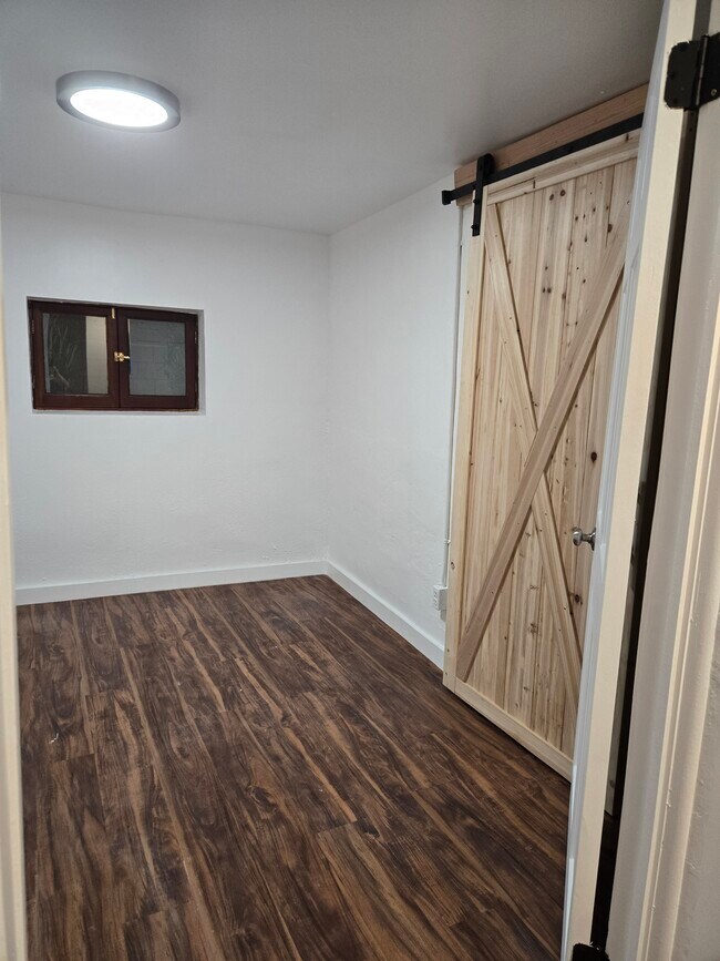 bedroom 1 and 2 same size - 1466 Ridge Way