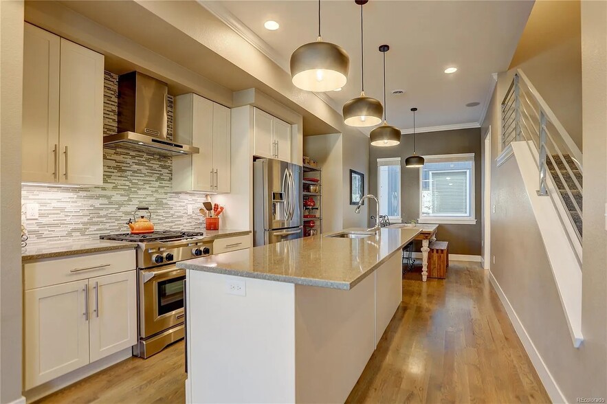 Building Photo - 3427 W 16th Ave