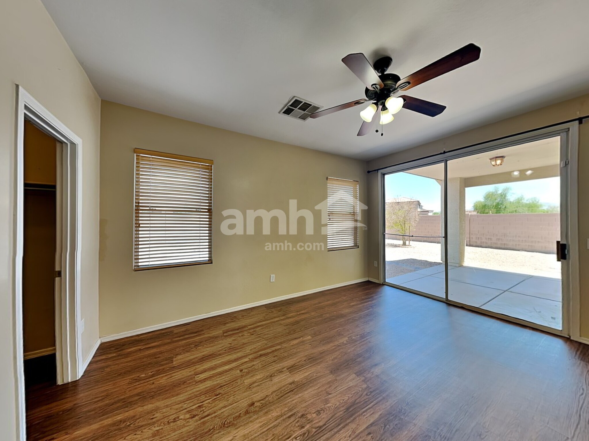 Building Photo - 1805 S 119th Dr