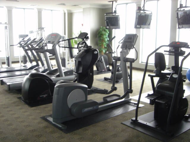 Exercise Room - 851 N Glebe Rd
