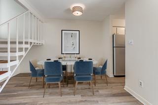 Building Photo - 6910 Hart Ln