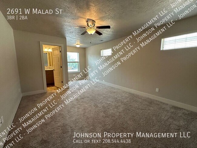 Building Photo - 2691 W Malad St