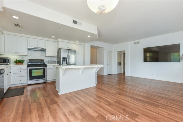Building Photo - 8130 Garden Park St