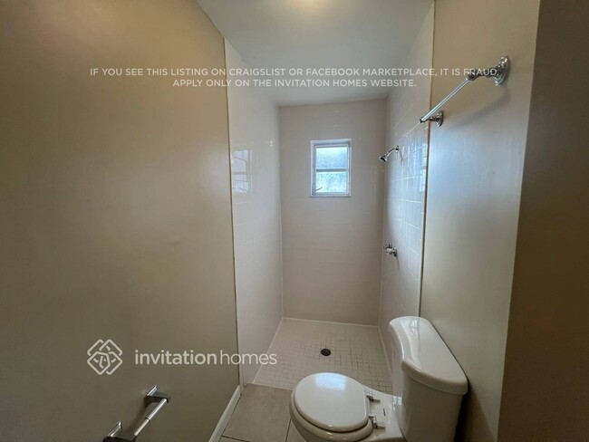 Building Photo - 11385 NW 41st St